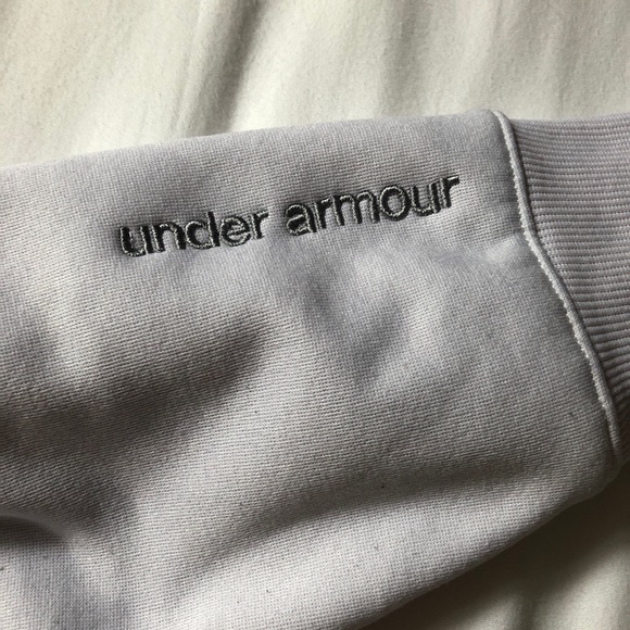 White Under Armour hoodie - Picture 10 of 10